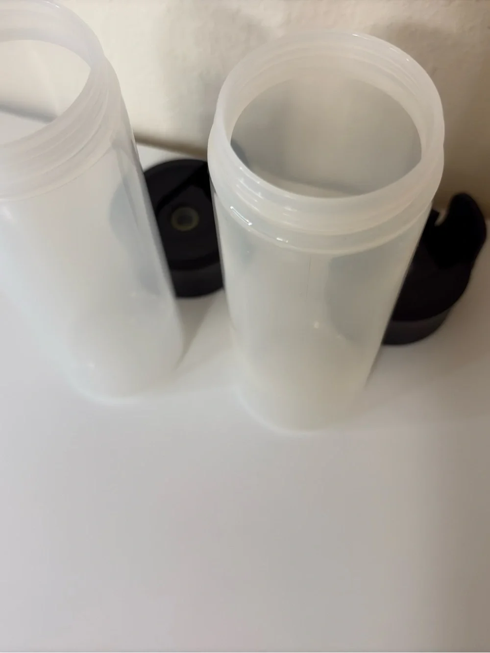 Set of 2 Tupperware Squeeze It Bottles